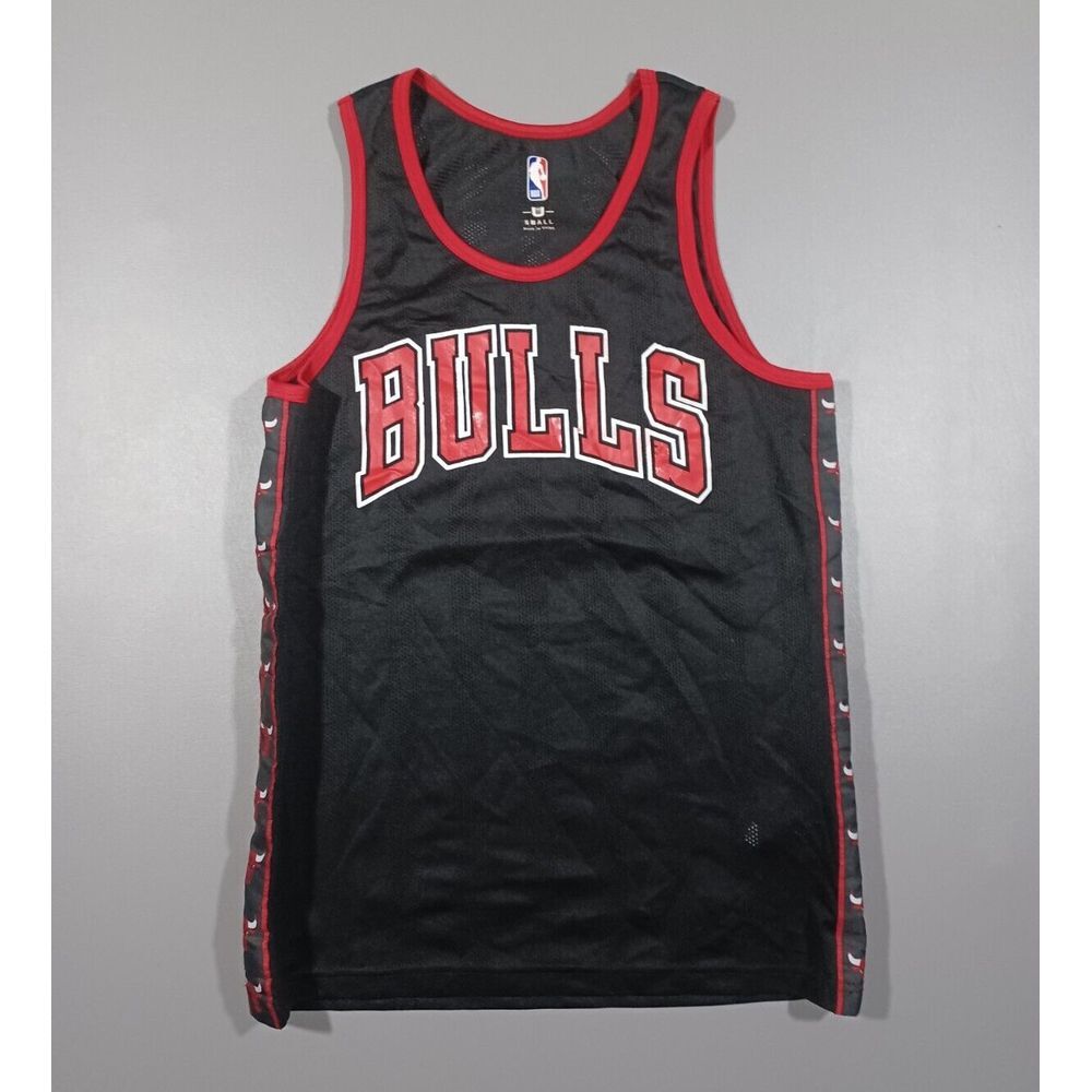 Chicago‎ Bulls Shirt Mens S Black Red Tank Top Repeating Logo NBA U